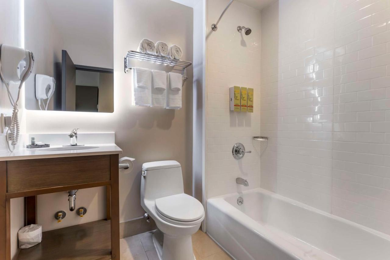 Hotel Best Western Brooklyn-coney Island 3*